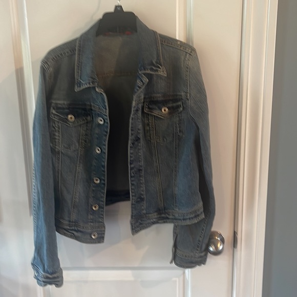 Awesome Jean jacket - Picture 3 of 7